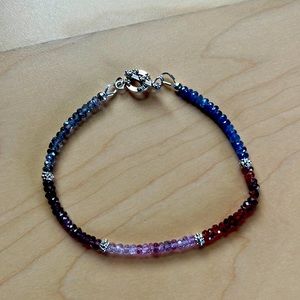 Beautiful sapphire beaded bracelet - sterling silver - 7 and a half inches